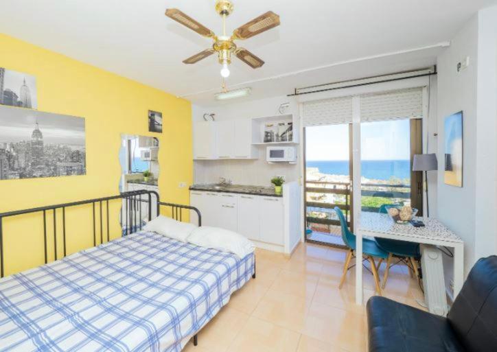 Апартаменты Sea View Studio Бенальмадена Экстерьер фото